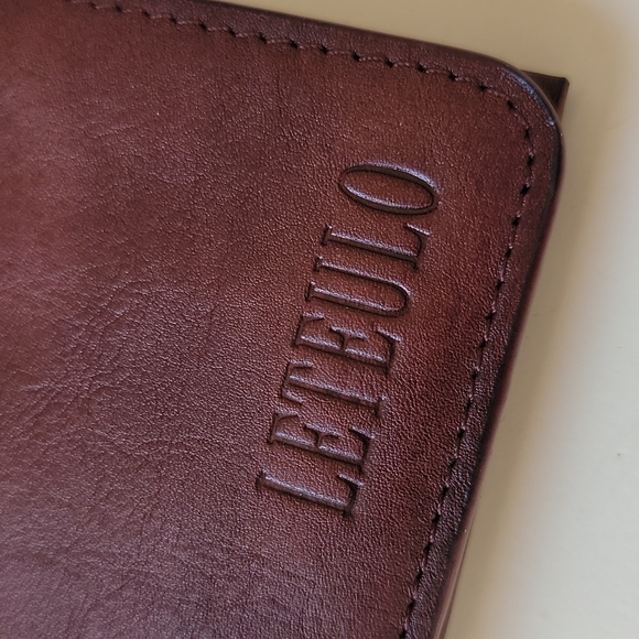 Leteulo Leather Wallet - Picture 2 of 7